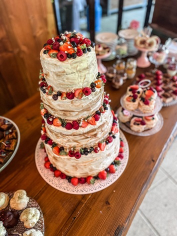Catering-Svatba-Lucia-Michal-scaled354x472